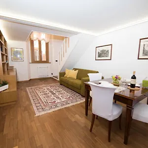  Apartment Amoroma Al Pantheon Italien